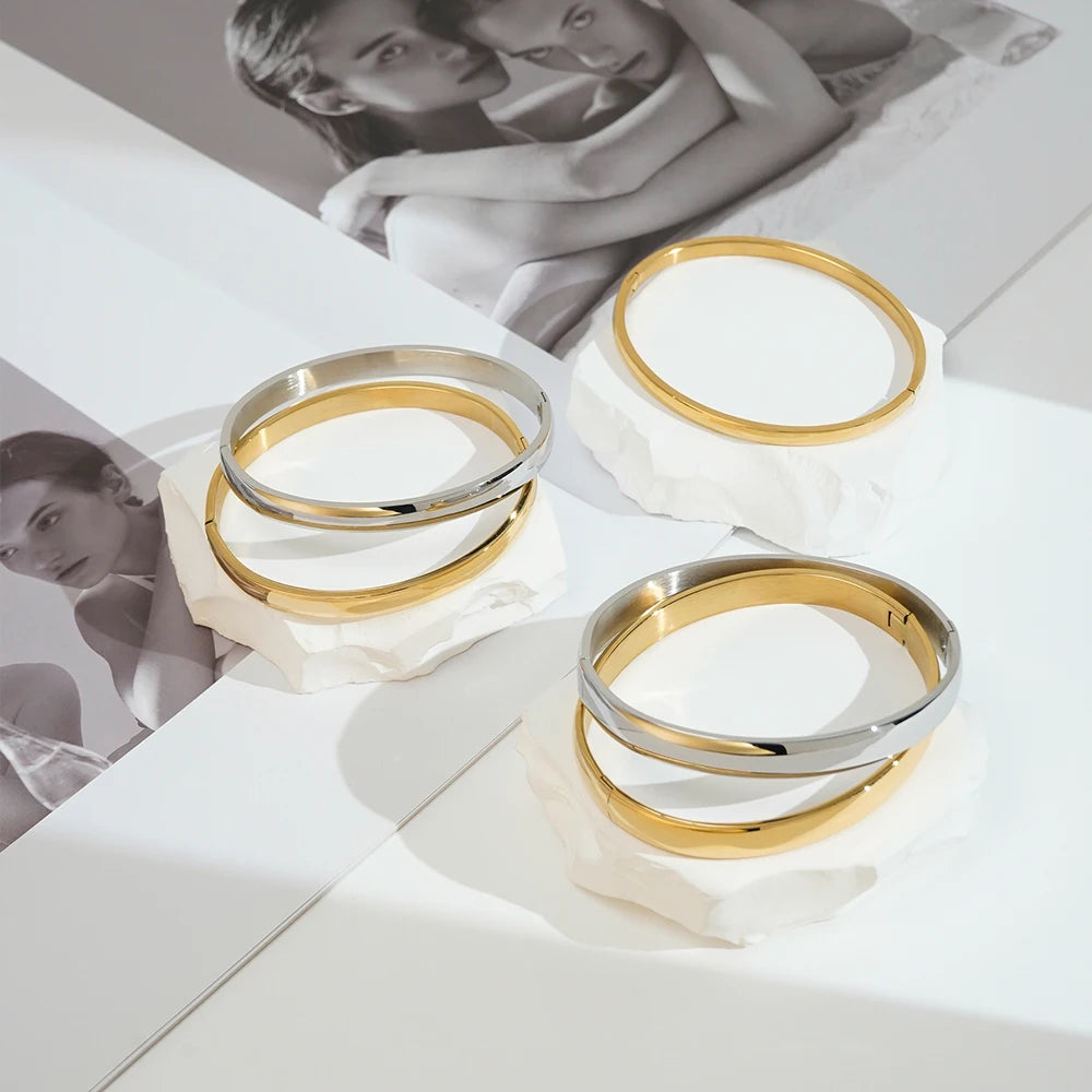 Curved Glossy Bangle Bracelet