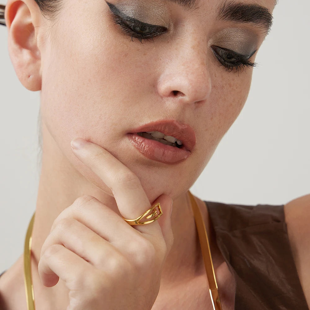 Geometric Clip Rings