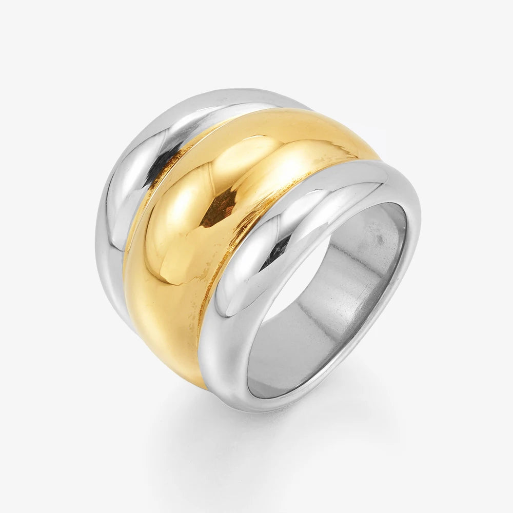 Curved Round Rings