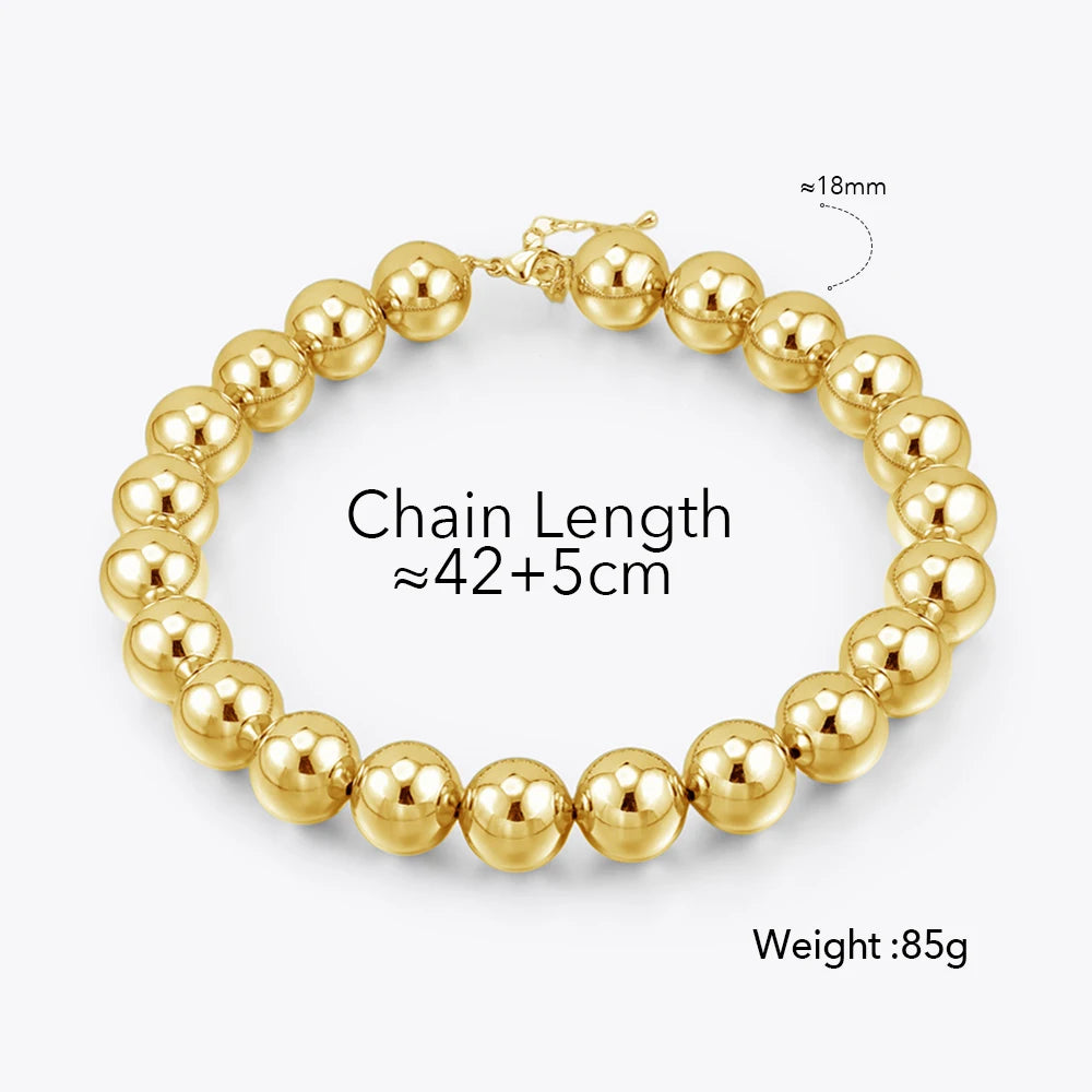 Glossy Pearl Necklace