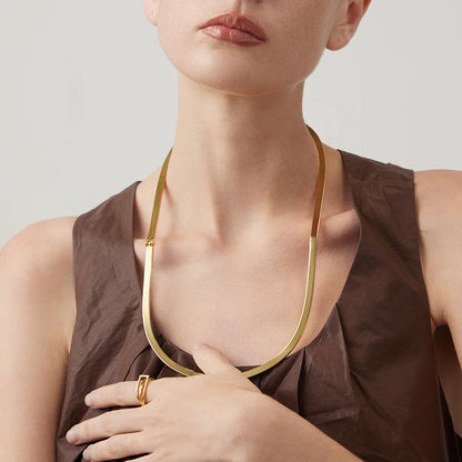 Oval Choker Geometric Necklace