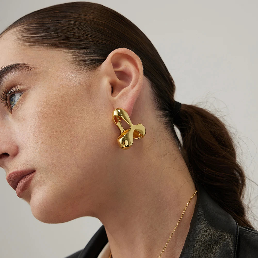 Space Tri-Wind Earrings