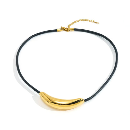 Irregular Shaped Pendant Necklace