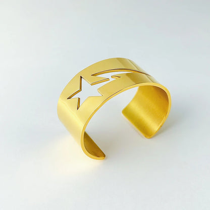 Graved Thunder Star Open Bracelet
