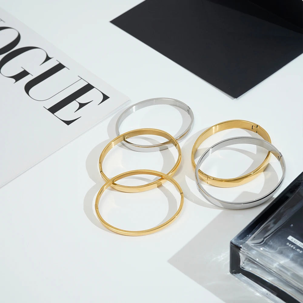 Curved Glossy Bangle Bracelet