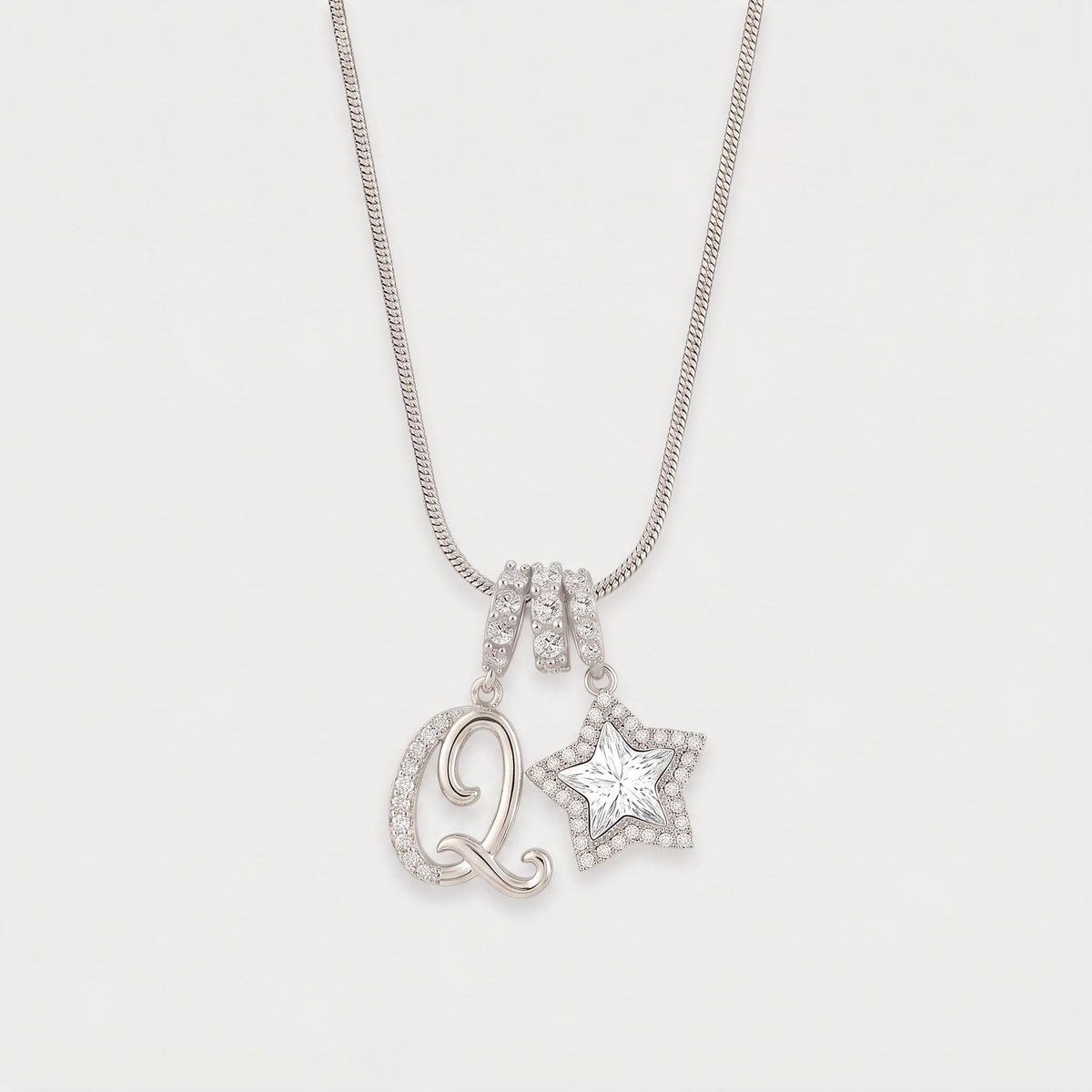 Letter Q · silver