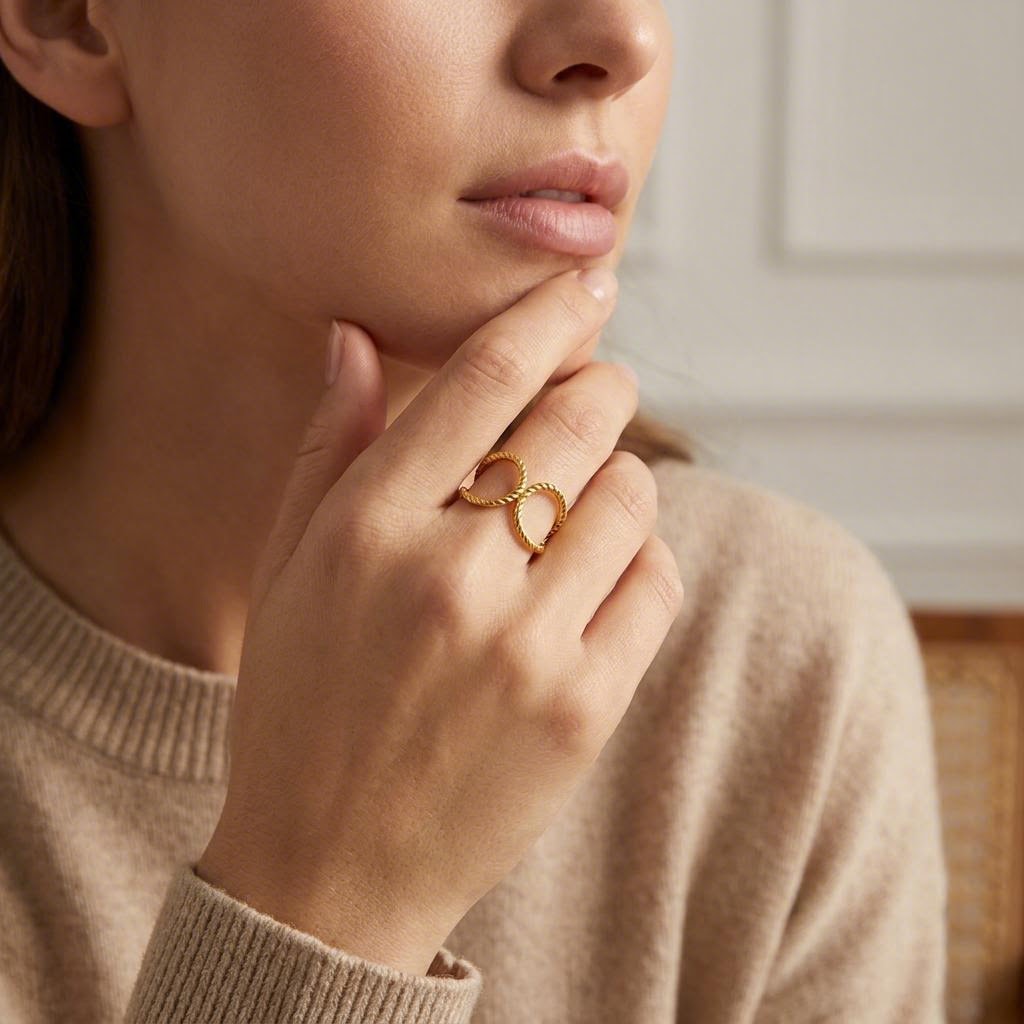 Interlocking Circles Ring lifestyle photo