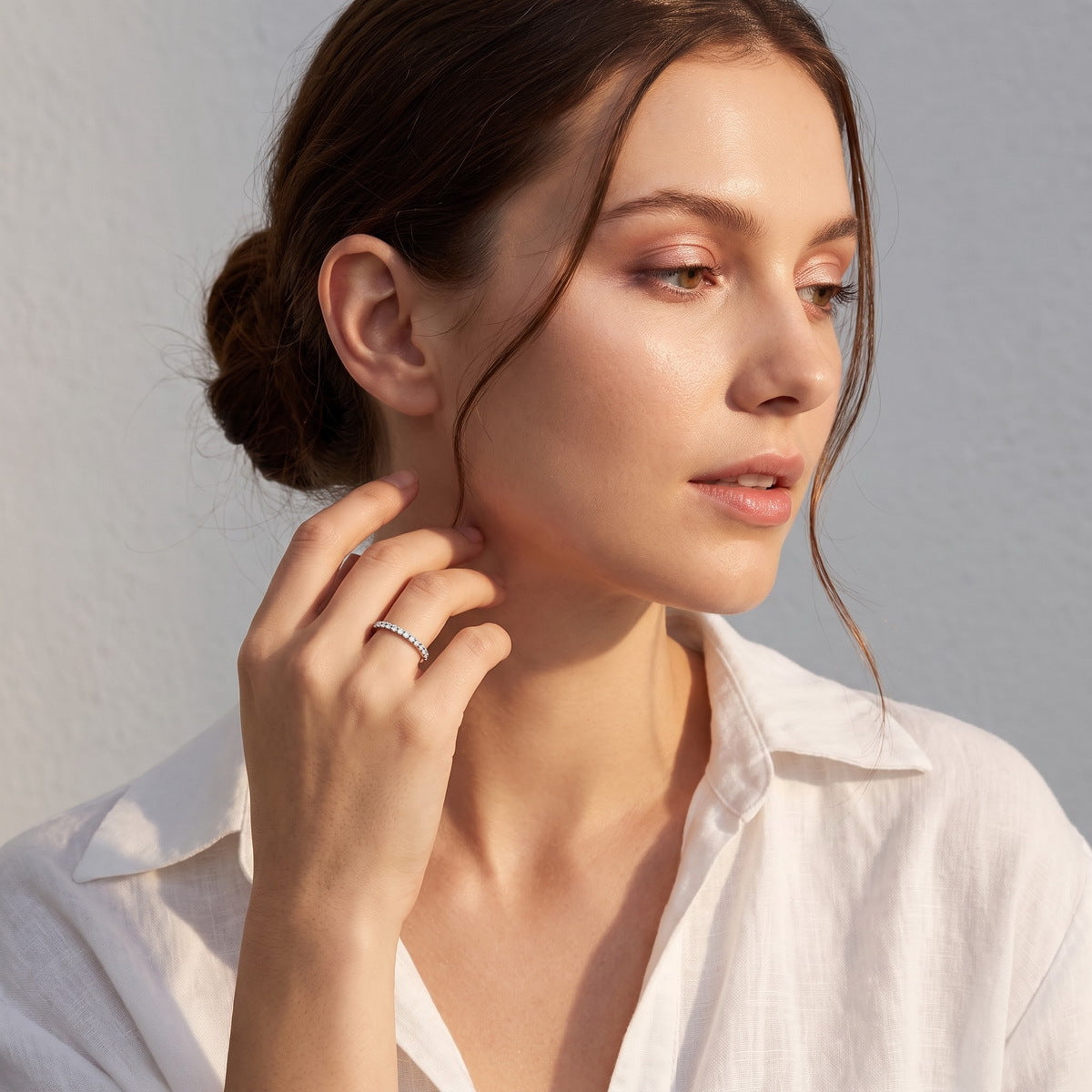 Model wearing the pavé half band