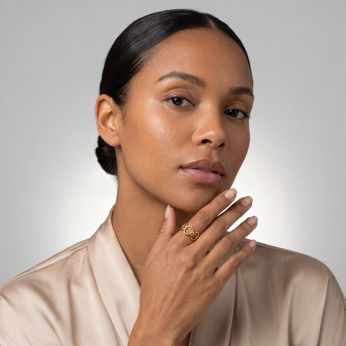 Loop Link Ring worn by a model